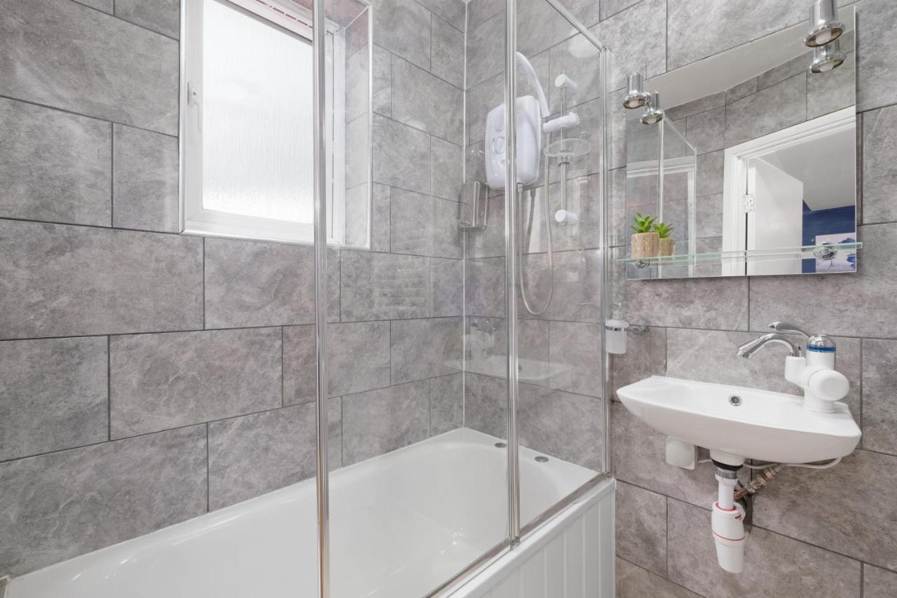 Fernbank Studios Sudbury Hill Harrow Self-Contained Studios With En-Suite Wembley Екстер'єр фото